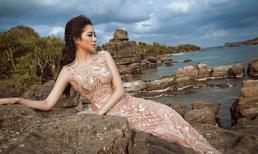 Nguyễn Thị Huyền chụp ảnh thời trang sau 12 năm đăng quang