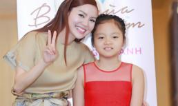 Con gái ca sĩ Ngọc Anh xinh xắn đến cổ vũ mẹ