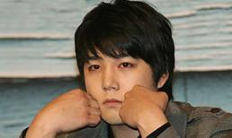 Thành viên Super Junior lại gây tai nạn xe hơi khi say xỉn