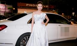 Ninh Dương Lan Ngọc đi xế hộp 5 tỷ đồng đến sự kiện