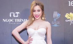 Á Khôi Mai Diệu Linh đụng váy với Lady gaga tại 'Đêm hội chân dài 10'