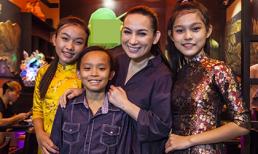 Phi Nhung chính thức nhận ‘cậu bé hát đám cưới’ làm con nuôi