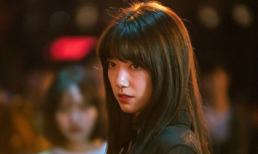 Phim Doctors: Park Shin Hye ngay tập đầu đã ấn tượng với các màn đánh mãn nhãn