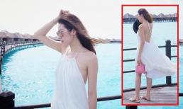Á hậu Tú Anh mặc đầm gợi cảm, khoe lưng trần trên đảo Maldives