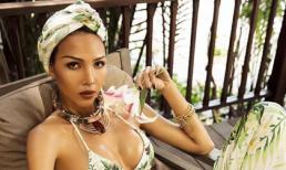 Minh Triệu gợi cảm khoe vòng một căng tròn