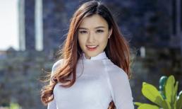 Nữ hoàng trang sức 2015 đẹp tinh khôi trong tà áo dài trắng