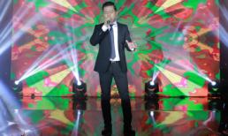 Tuấn Hưng biểu diễn tại sự kiện làm đẹp