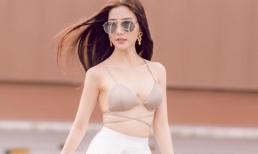 Diễm My 9X 'chơi trội' khi chỉ diện áo ngực xuống phố
