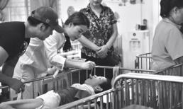 Trương Ngọc Ánh giản dị đi thăm trẻ em tàn tật, mồ côi