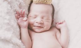 Khoảnh khắc 'thiên thần say ngủ' của quý tử thứ hai nhà Lý Hải