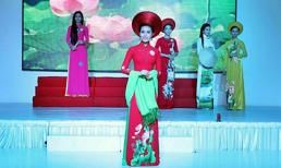 Á khôi Phan Quỳnh Ngân lấn sân sang nghiệp ca hát