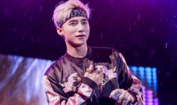 Khán giả đội mưa xem Sơn Tùng M-TP hát ca khúc mới nhất