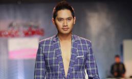 Minh Luân lịch lãm với gương mặt lạnh trên sàn catwalk