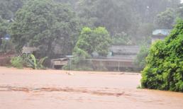 Mưa lũ kinh hoàng ở Lào Cai khiến 12 người chết và mất tích