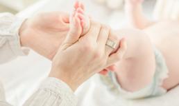 Làm gì khi con bị chân vòng kiềng?