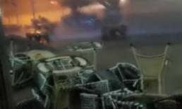 Giông lốc cuốn bay bàn ghế quán cafe tại Hà Nội