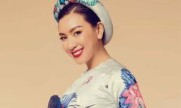 'Nữ hoàng ảnh lịch' Y Phụng giấu tuổi trong tà áo dài truyền thống