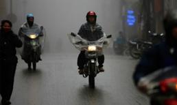 Nguyên tắc đi đường cần nhớ khi có gió giật mạnh ngày mưa bão