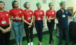 Hoa khôi sinh viên Hà Nội tham quan nhà máy Number 1 Hà Nam