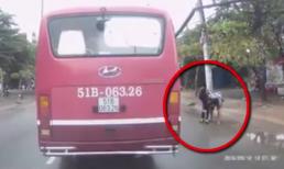 Nữ sinh cấp 2 bị sàm sỡ giữa đường phố Sài Gòn và sự vô cảm đáng sợ của người dân