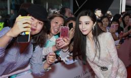 Phạm Băng Băng được fan quốc tế chen chúc chụp hình, xin chữ ký tại LHP San Sebastián