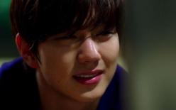 Bỏ vợ sắp sinh ở nhà 1 mình để đi du lịch với bồ, ngày trở về tôi khụy xuống nhận cái kết xé lòng