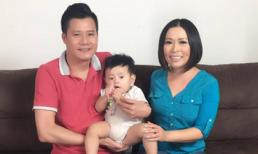 Hoa hậu Kristine Thảo Lâm cùng ca sĩ Quang Dũng bế bé trai kháu khỉnh