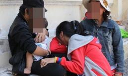 Chuyện người đàn bà gục xuống trong tiếng nấc: 'Con còn thở mà, mẹ và anh đừng chôn con!' khiến ai cũng đau lòng tức tưởi