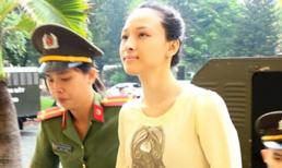 Mẹ ruột hoa hậu Phương Nga: “Mẹ ơi, con bị lừa, con bị cài bẫy”