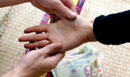 Tôi đã dẫn dắt chồng ngoại tình chỉ vì tin thầy bói phán