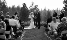 Mở món quà cưới sau 9 năm chung sống và cái kết bất ngờ