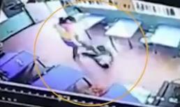 Đến tận trường mầm non đánh đập cháu bé 4 tuổi dã man vì lý do không tưởng