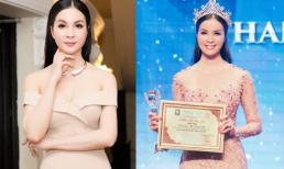 MC Thanh Mai ăn diện gợi cảm đi nhận giải thưởng 'Nữ hoàng'