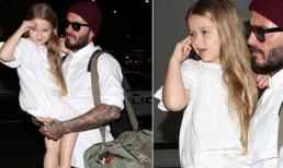 Bé Harper xinh xắn như thiên thần trên tay bố 