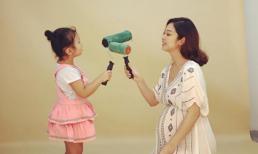 Bụng bầu 7 tháng, Jennifer Phạm vẫn nhí nhảnh chụp ảnh cùng con gái