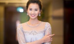 Nhan sắc thanh tân của Lã Thanh Huyền gây chú ý tại sự kiện