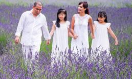 Khoảnh khắc hạnh phúc của gia đình Thúy Hạnh giữa đồng hoa oải hương