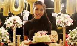 Thủy Tiên hạnh phúc khi được FC tổ chức tiệc sinh nhật ấm áp