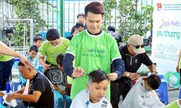 Trốn vợ mang bầu, Nam Cường đi cắt tóc cho các em học sinh nghèo