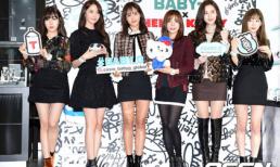 SNSD khoe chân nhiệt tình, đọ vẻ xinh đẹp tại sự kiện