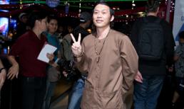 Không quần là áo lượt, Hoài Linh vẫn gây náo loạn với bộ bà ba đơn giản