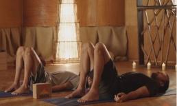 Mẹo đánh bay đau lưng, đau cột sống chỉ 2 phút mỗi ngày