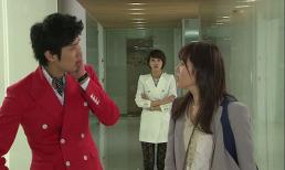 Bị người khác trêu nghẹo cố chạm vào ngực vợ mà chồng tôi vẫn tảng lờ không nhìn thấy