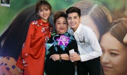 Noo Phước Thịnh 'rủ rê' Phí Phương Anh làm nũng với má Ngọc Giàu