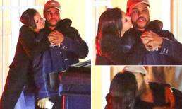 Selena Gomez lộ ảnh công khai hôn môi chàng trai mới