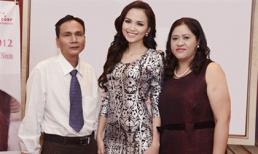 Hoa hậu Diễm Hương nhận sai, đã giảng hòa với bố mẹ?