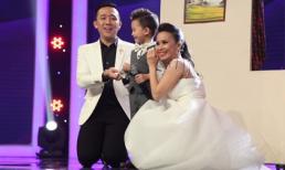 'Thần đồng bolero' 4 tuổi 'đốn tim' khán giả với giọng hát ngọt ngào