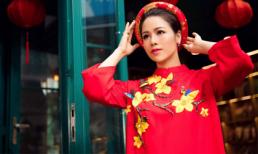 Nhật Kim Anh duyên dáng trong tà áo dài đón Tết