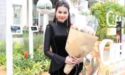 Thanh Hằng sang chảnh với cả 'cây đen' cùng phụ kiện đắt giá