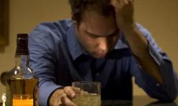 Từng mong ông chồng nghiện rượu chết quách đi cho tới khi nhìn thấy anh nằm thoi thóp trên giường bệnh